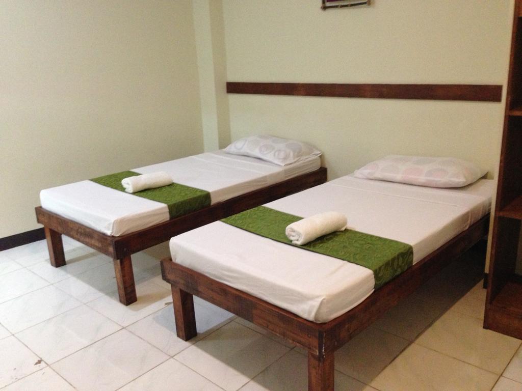 Qm Pension House Tagbilaran City Szoba fotó