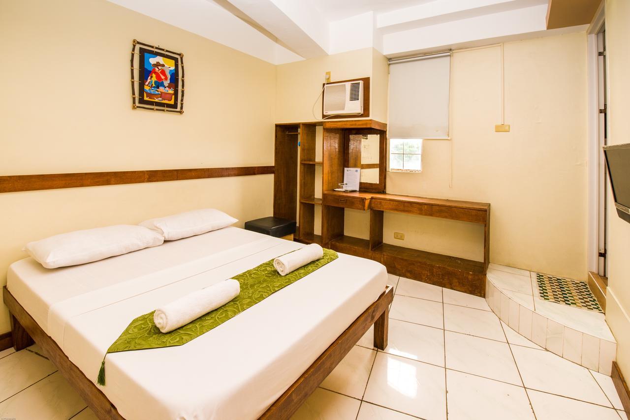 Qm Pension House Tagbilaran City Kültér fotó