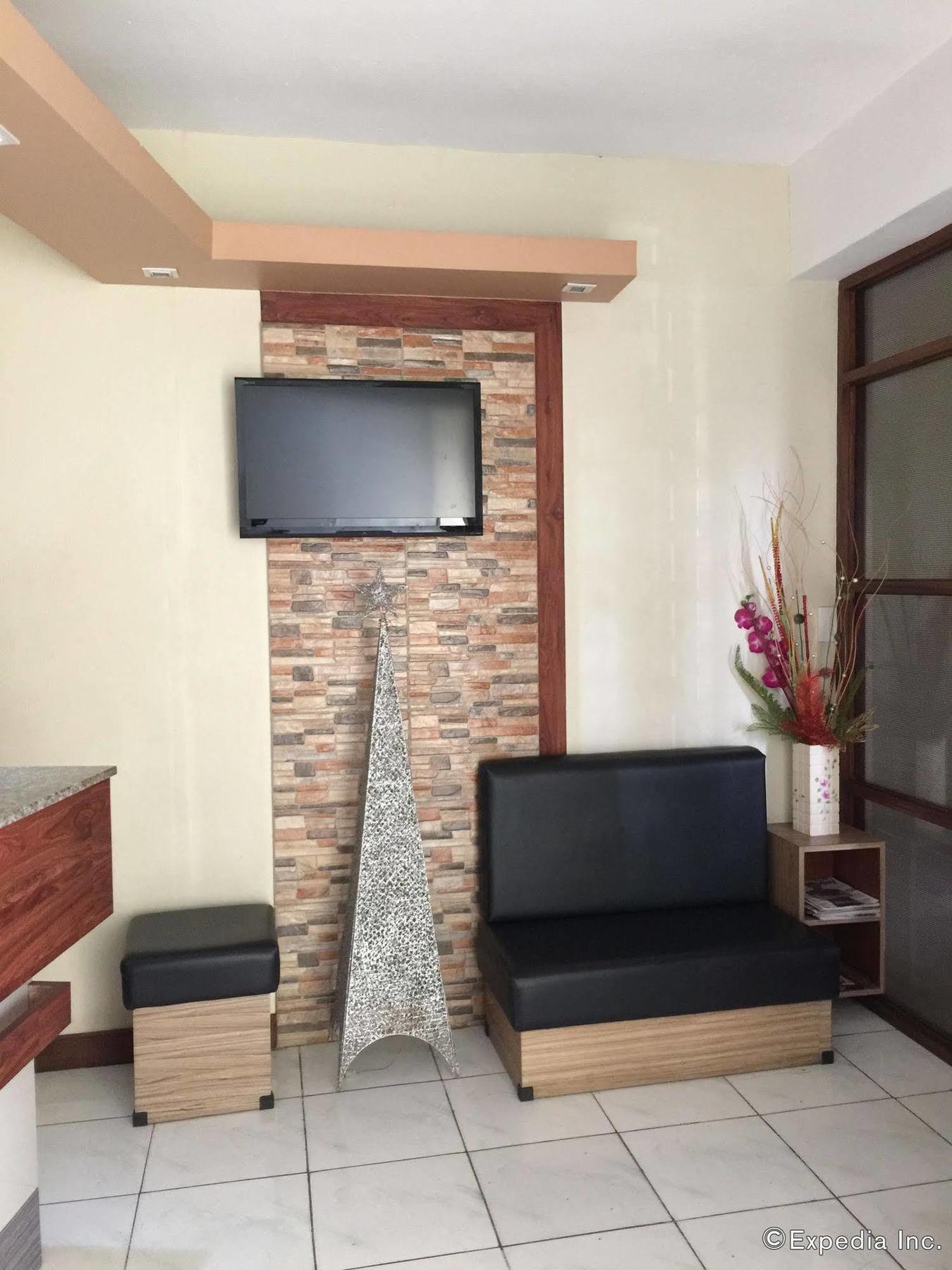 Qm Pension House Tagbilaran City Kültér fotó