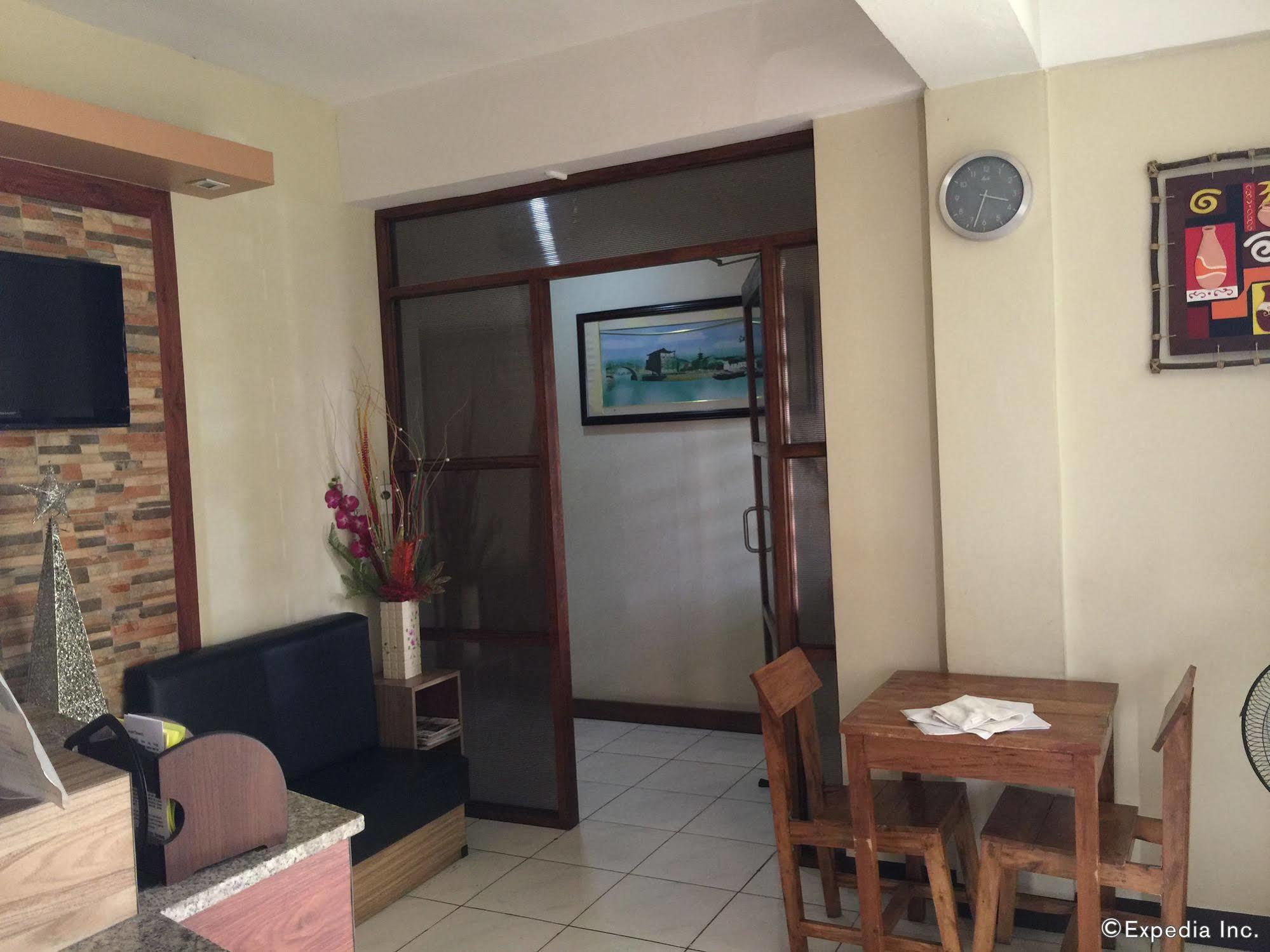 Qm Pension House Tagbilaran City Kültér fotó