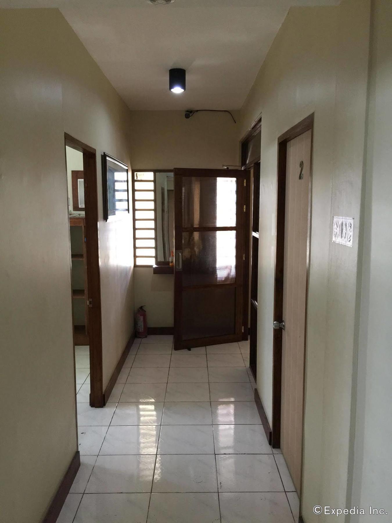 Qm Pension House Tagbilaran City Kültér fotó